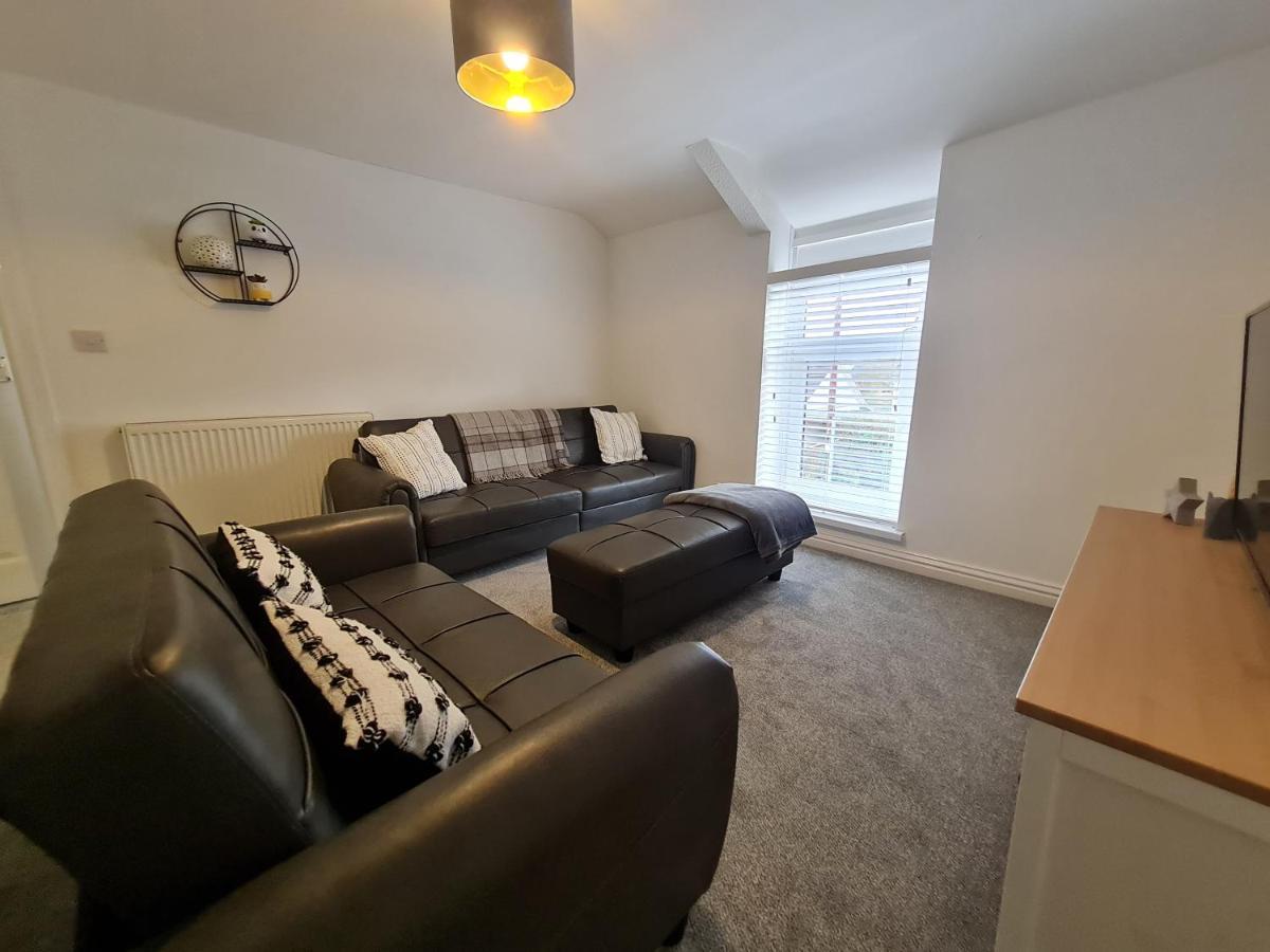 Perfect Location 3 Bed Serviced Apartment With Bike Storage For Bpw. Close To Brecon Beacons Merthyr Tydfil Exterior foto