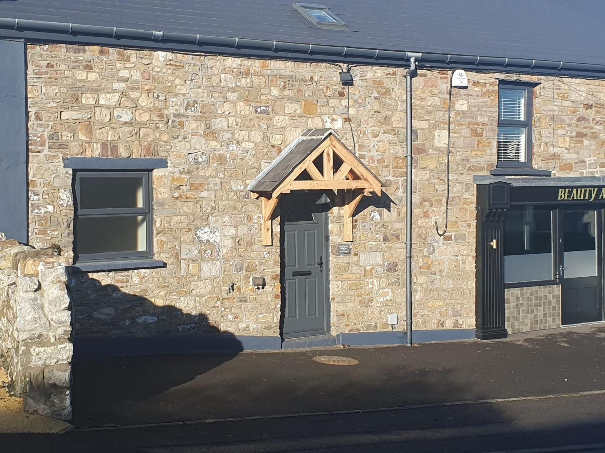Perfect Location 3 Bed Serviced Apartment With Bike Storage For Bpw. Close To Brecon Beacons Merthyr Tydfil Exterior foto